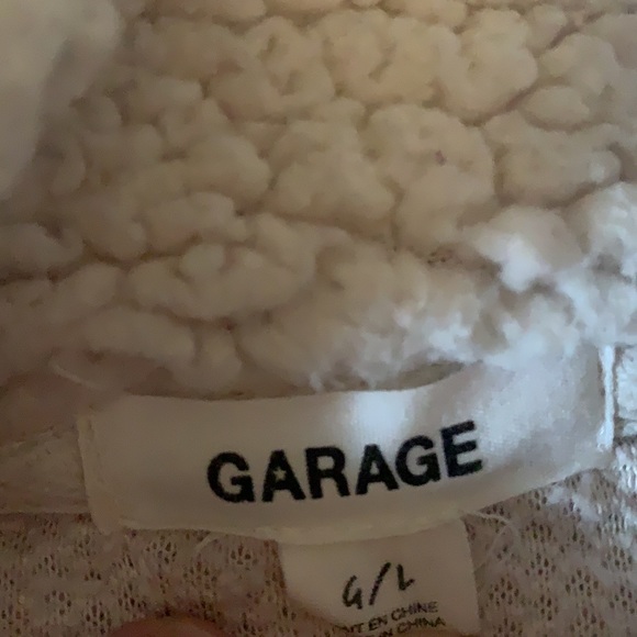 Women’s Sweater/Jacket - Picture 2 of 2